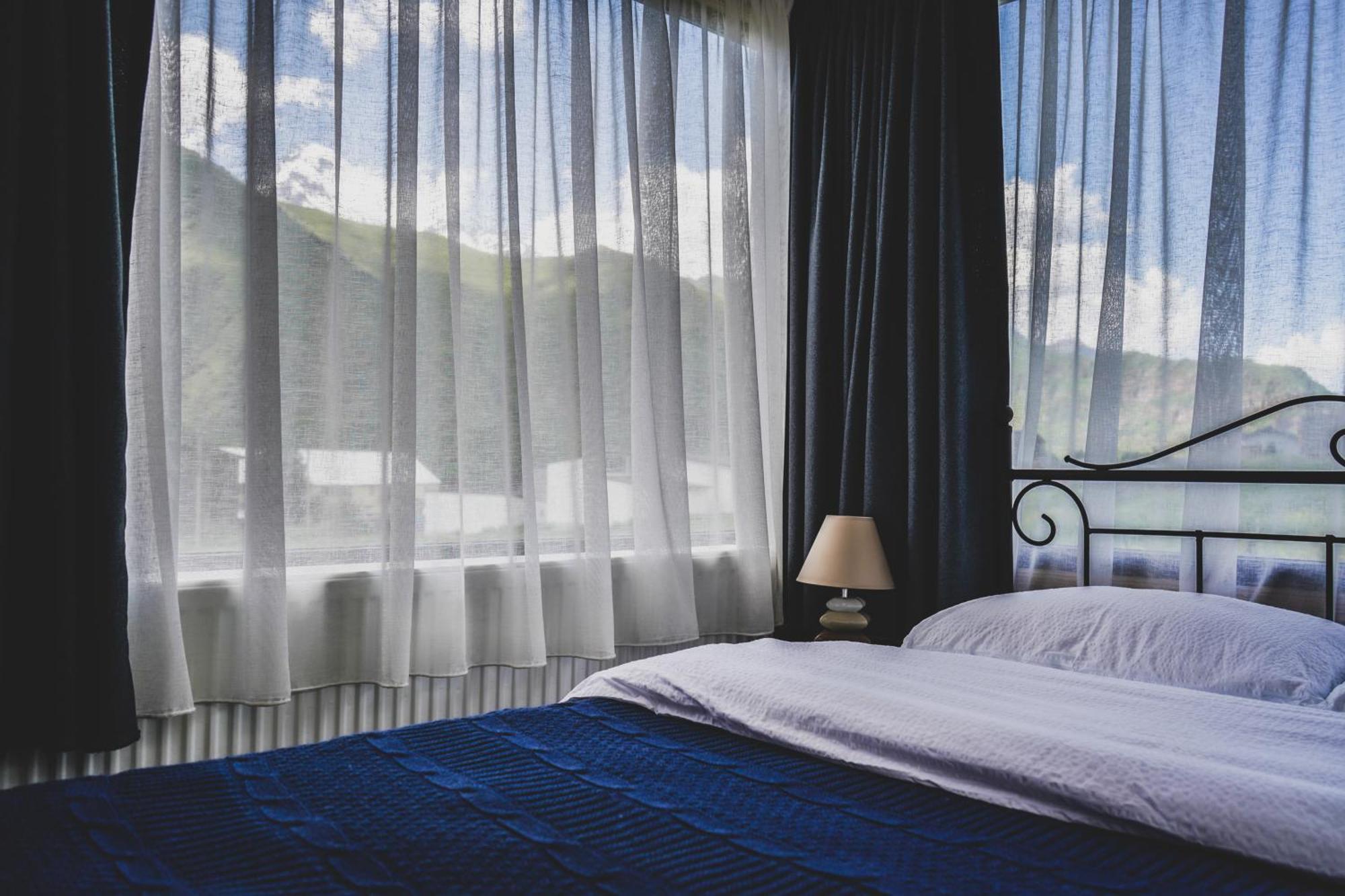 Traveler'S Cottages In Kazbegi Екстер'єр фото