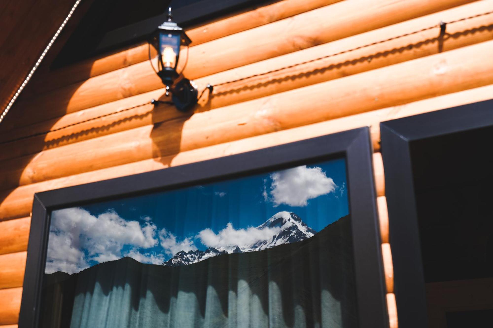 Traveler'S Cottages In Kazbegi Екстер'єр фото