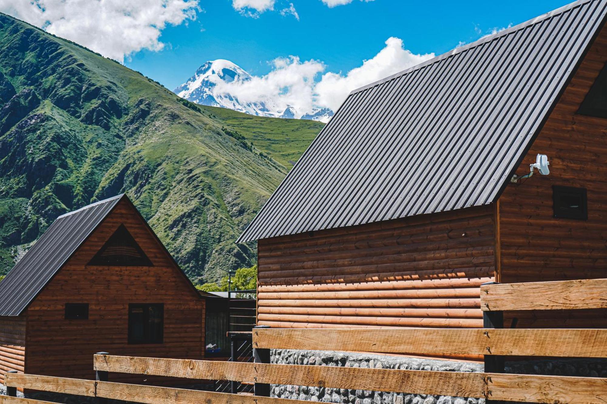Traveler'S Cottages In Kazbegi Екстер'єр фото